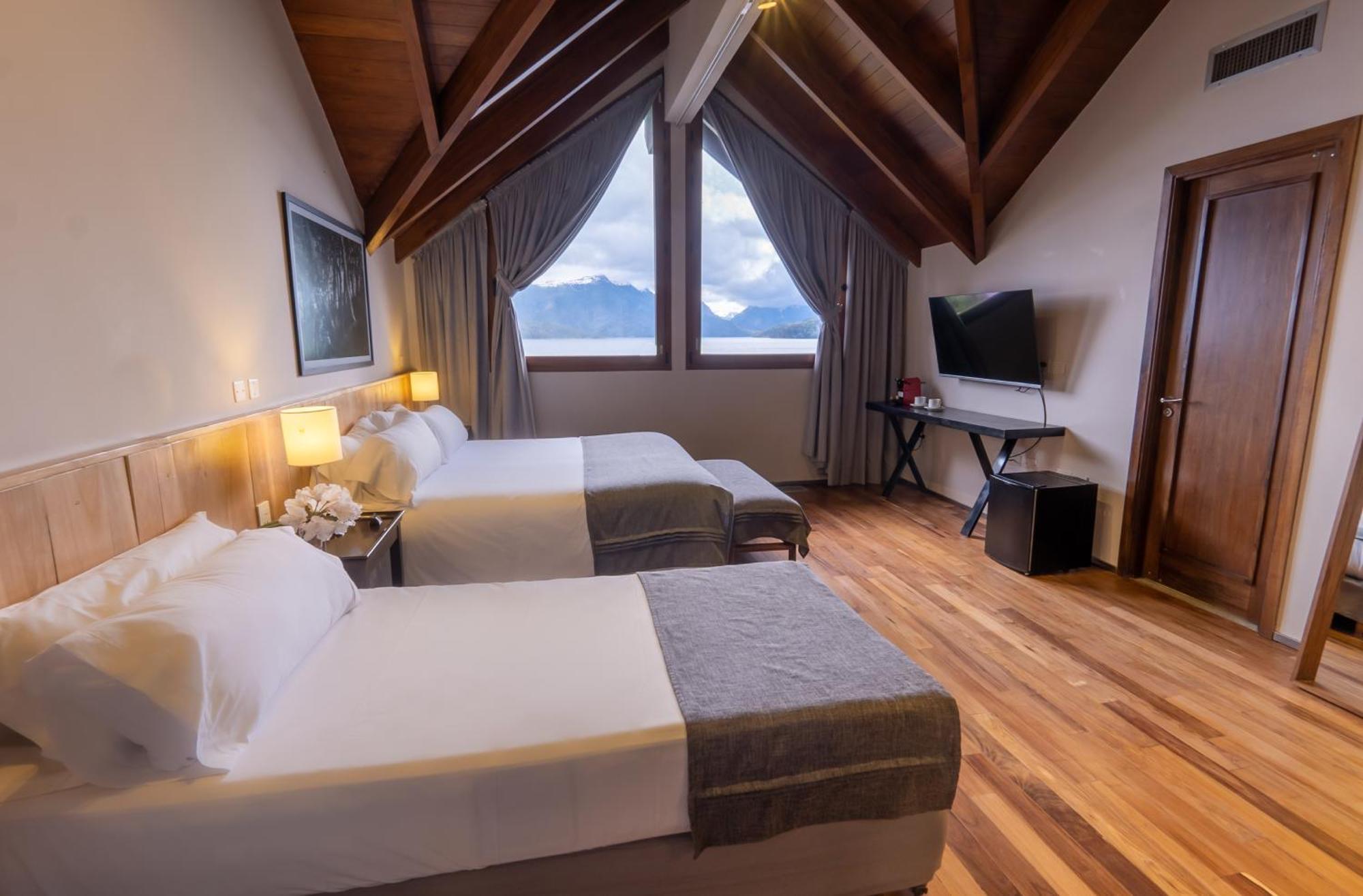 El Faro Boutique Hotel & Spa By Don Villa La Angostura Bagian luar foto