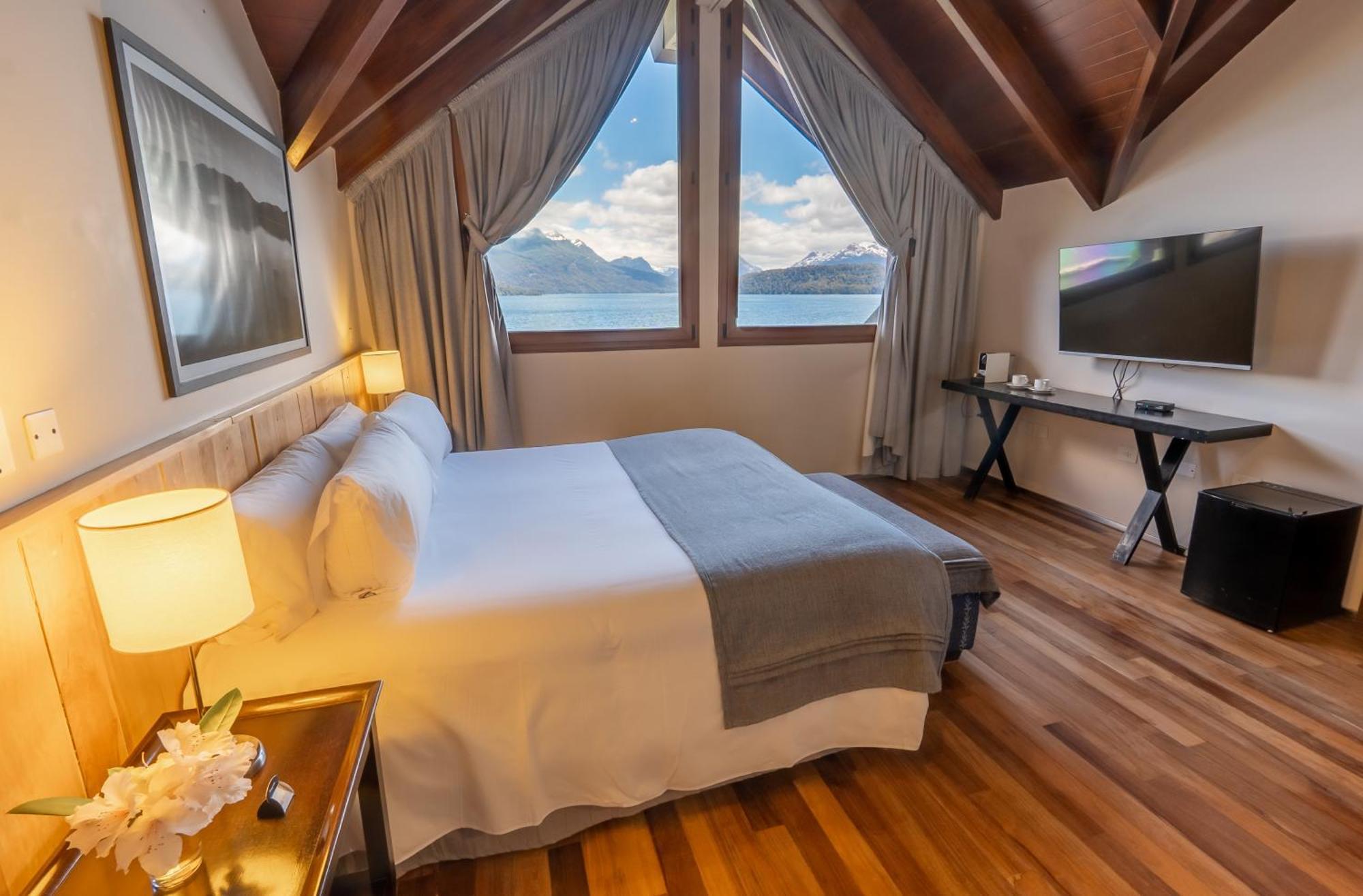 El Faro Boutique Hotel & Spa By Don Villa La Angostura Bagian luar foto